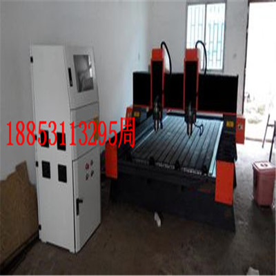 雕刻機(jī)廠家直銷 濟(jì)南超意數(shù)控機(jī)械設(shè)備 專業(yè)制造，精細(xì)呈現(xiàn)